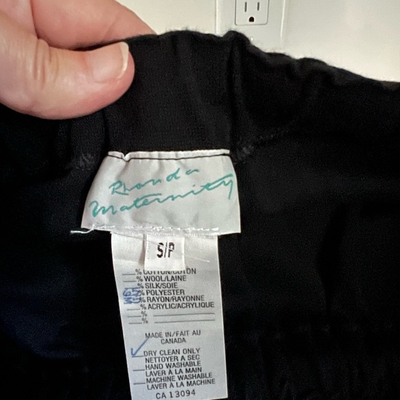 Rhonda Maternity black pleated skirt - Picture 8 of 14